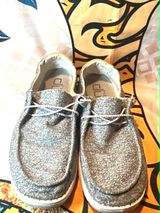 Hey Dude Shoes - Hey Dude Wendy Women’s Size 9 • Light Gray Slip‑On Comfort Shoes